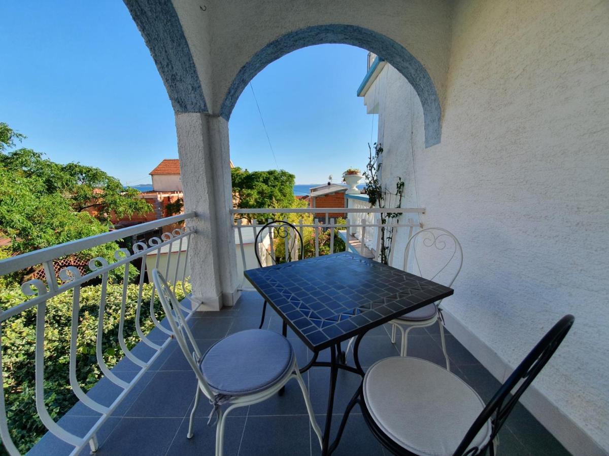 Oleander Apartment In Pakoštane Εξωτερικό φωτογραφία